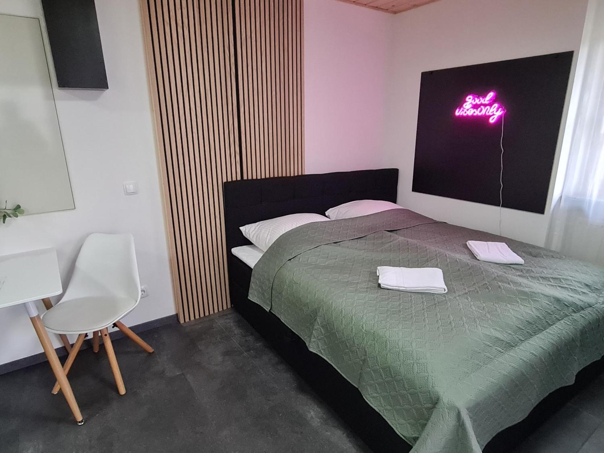 Theox No 11 Studio Apartment Fuer 2 Personen Heppenheim  Zewnętrze zdjęcie